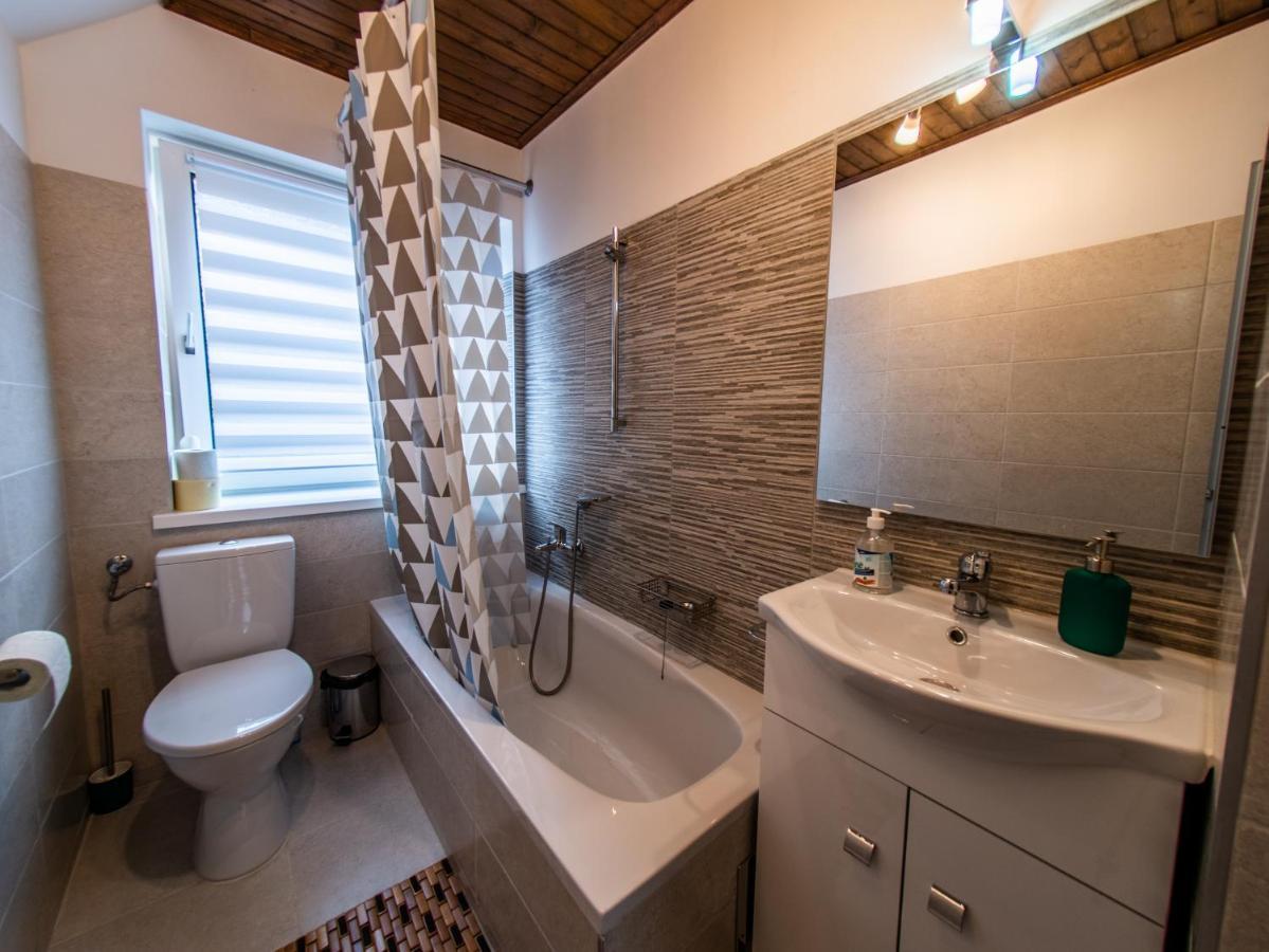Erzhaus Apartments Eisenerz Bagian luar foto