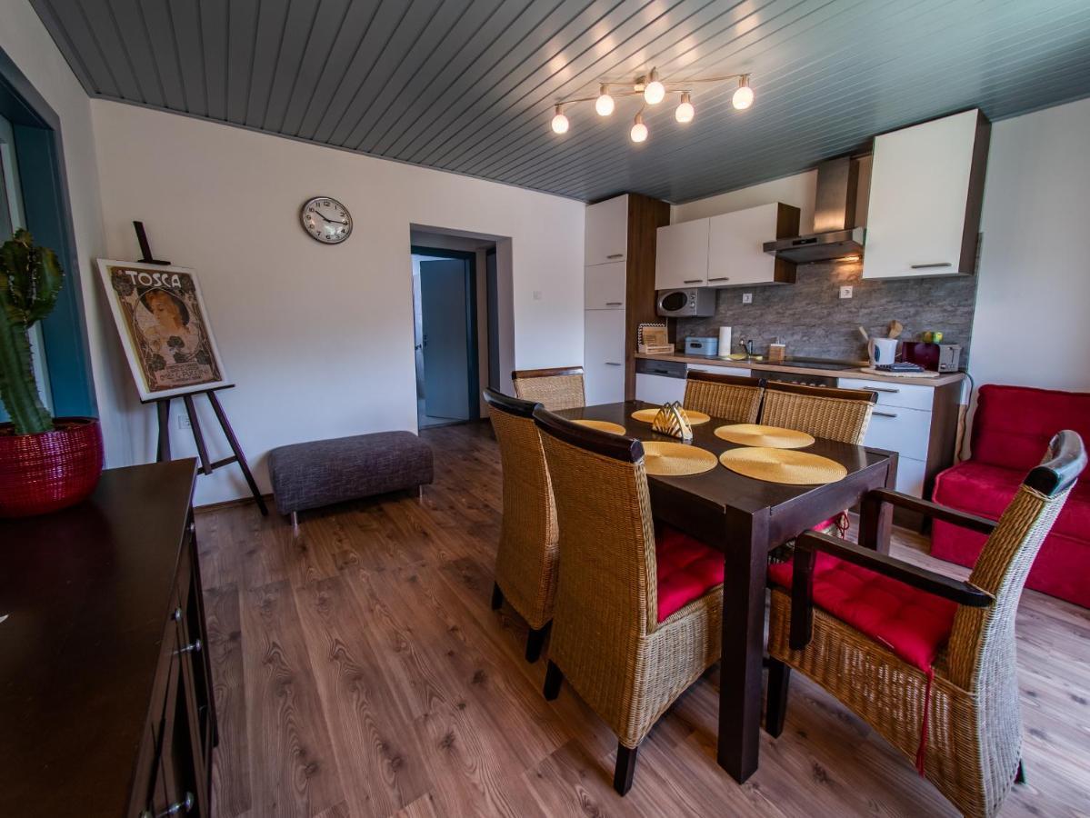 Erzhaus Apartments Eisenerz Bagian luar foto